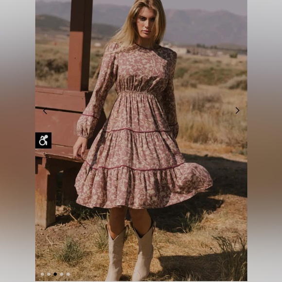 bohme Dresses & Skirts - NEW Bohme Arabella Floral Tiered Long Sleeve Midi Dress
